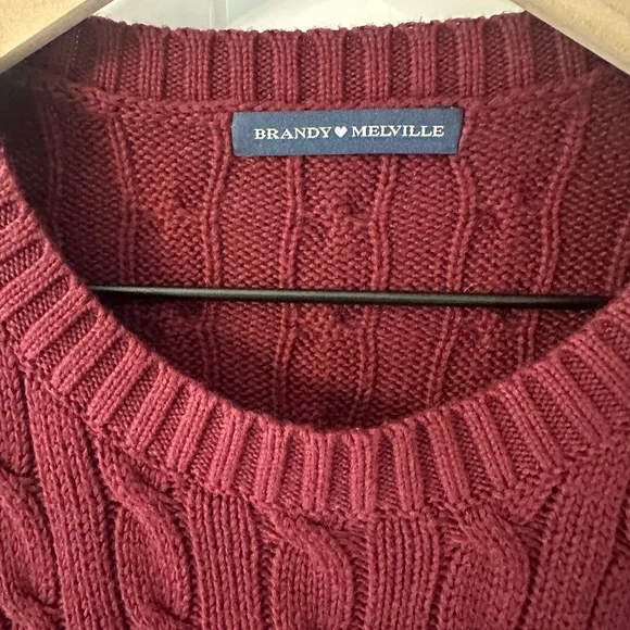 Brandy Melville Martha Cable Knit Sweater - Picture 6 of 10